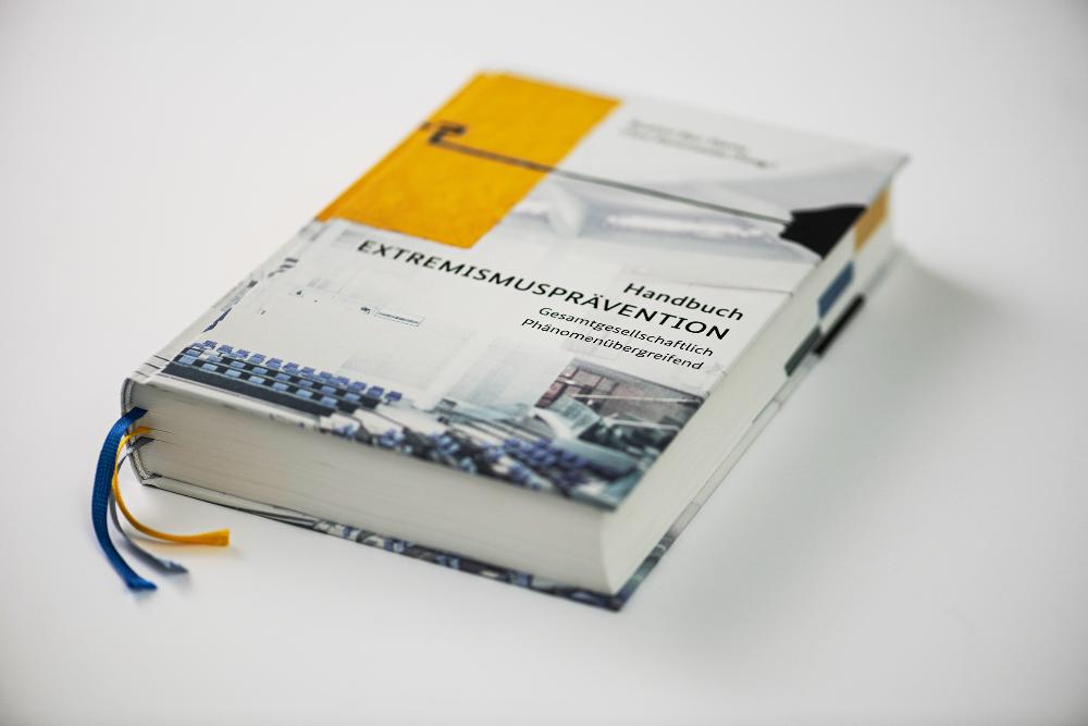 Handbuch Cover 